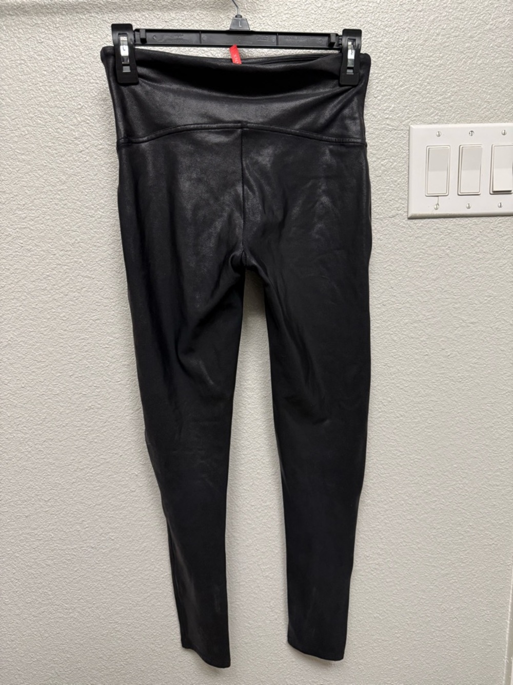 SPANX Black Leggings with Red Logo Loop